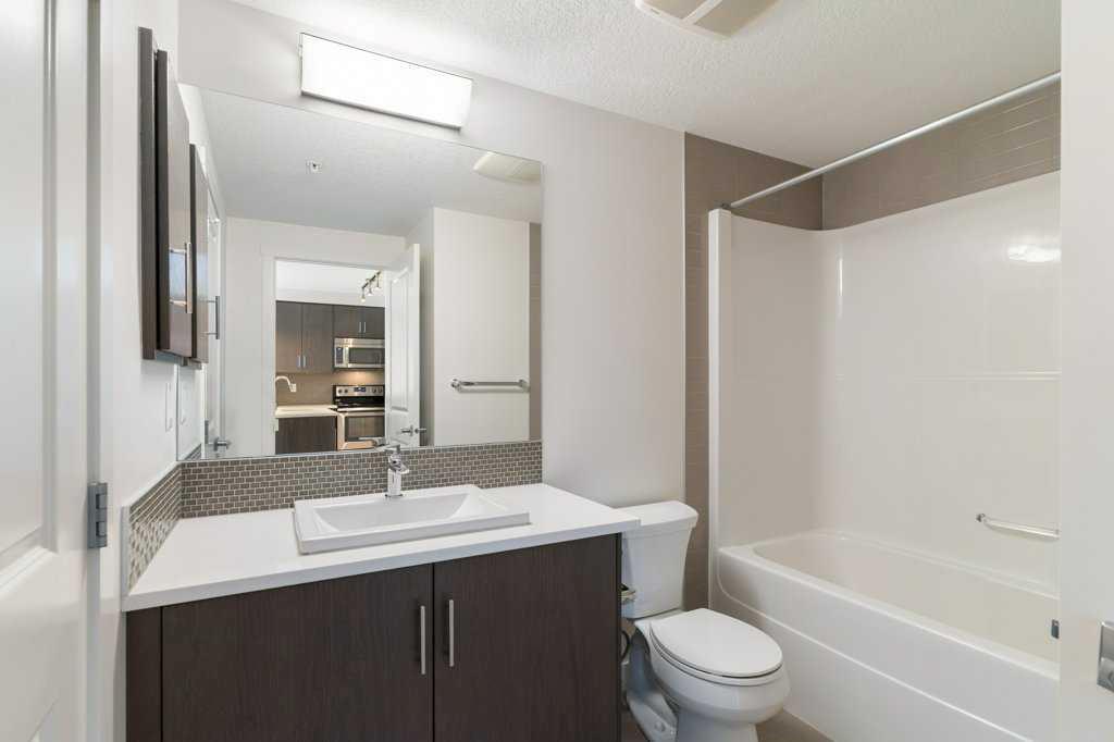 25 Auburn Meadows Avenue 130 Property Photo 20