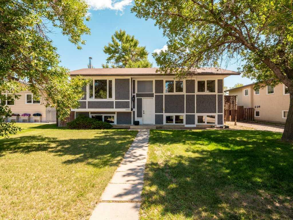 1905 9 Street Property Photo 1