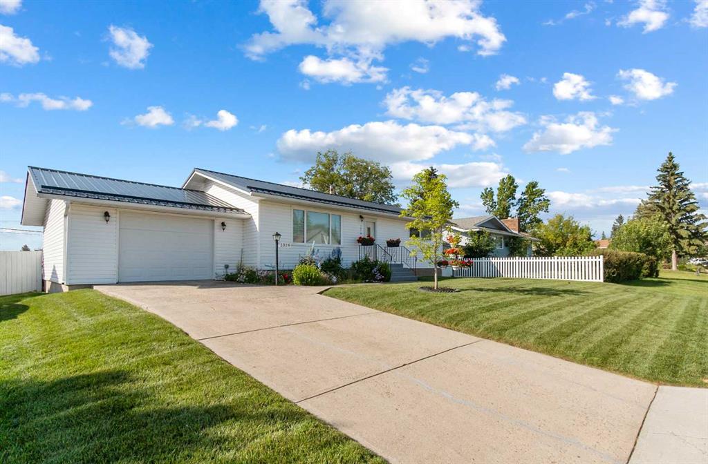 1319 Osler Street Property Photo 1