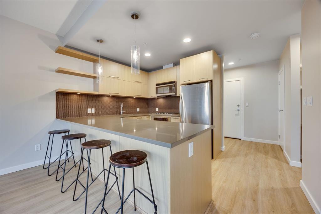 721 4 Street 140 Property Photo 1