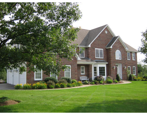 3 Orchard Hill Dr Property Photo 1