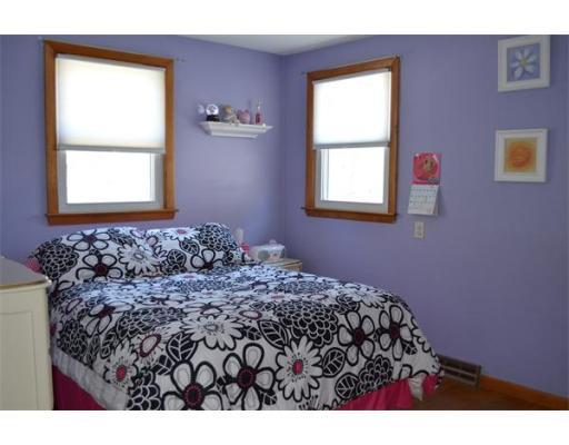 2 Leominster Rd Property Photo 6