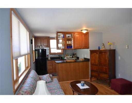2 Leominster Rd Property Photo 9
