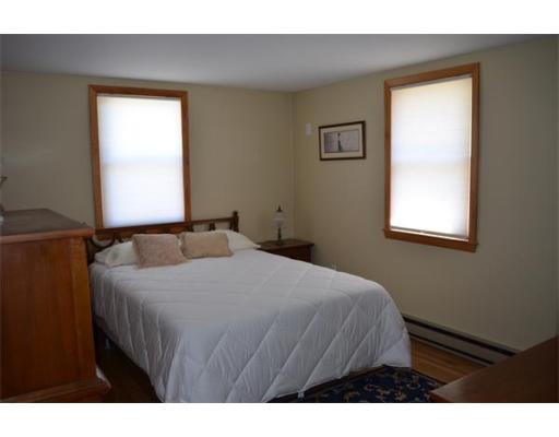 2 Leominster Rd Property Photo 12
