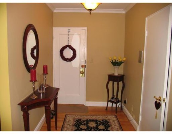 53 Harvard Avenue # 4 Property Photo 6