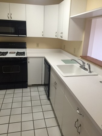 190 S Quinsigamond Ave # 102 Property Photo 16