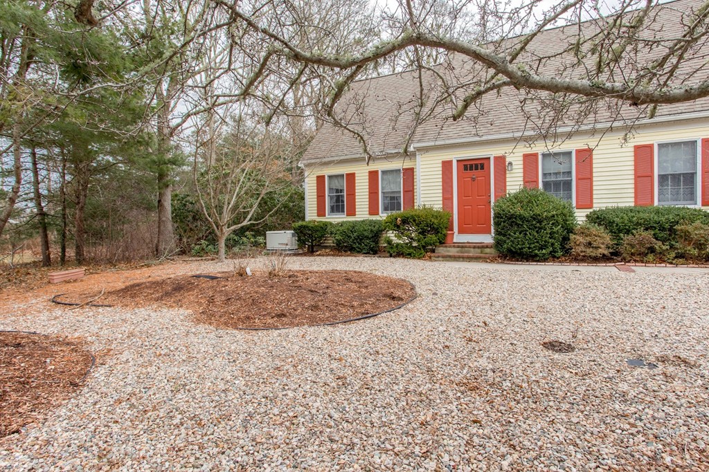 19 Deacon Joseph Lane Property Photo 4