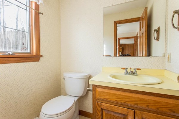 19 Deacon Joseph Lane Property Photo 12