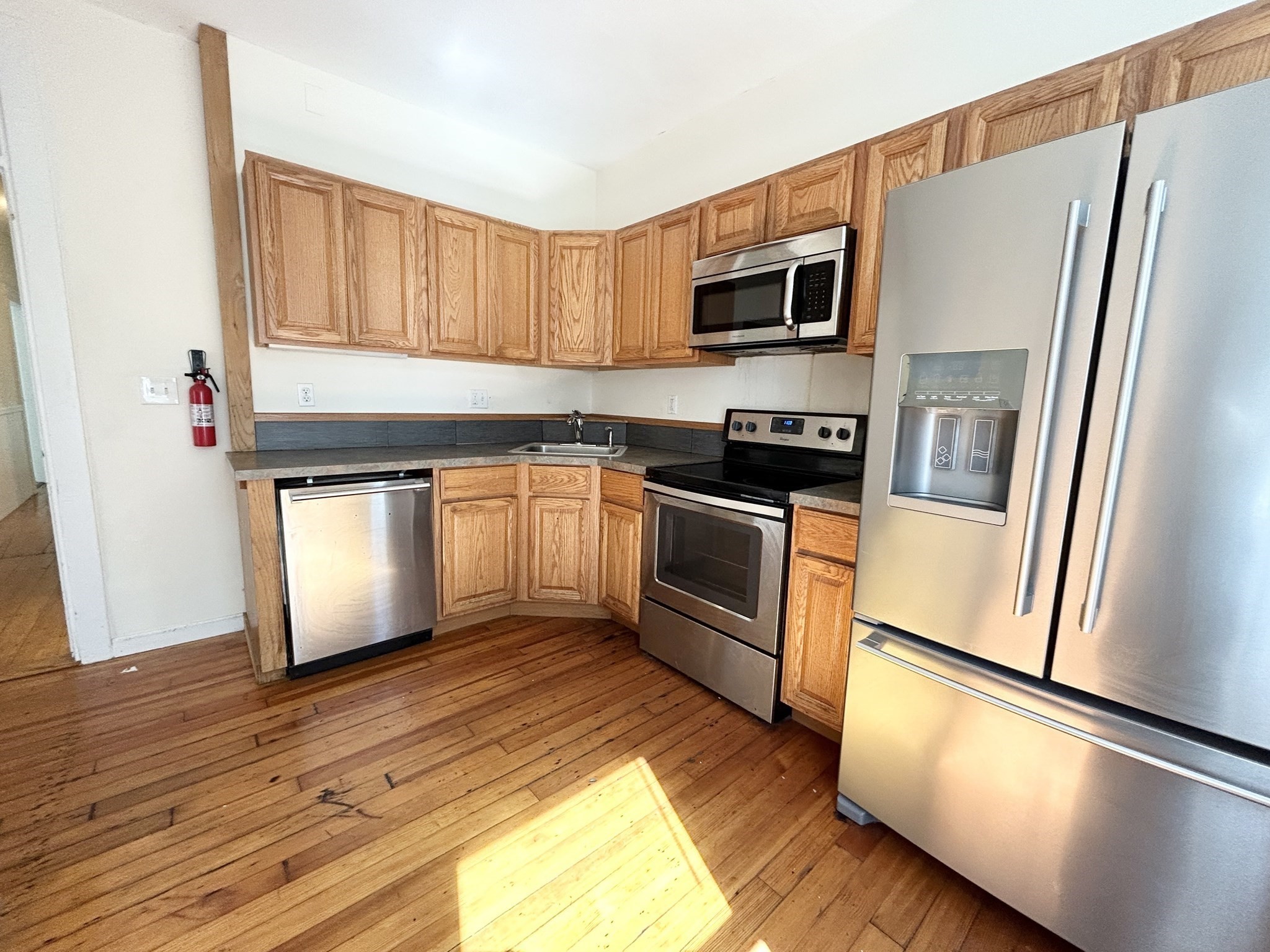1 Folsom Ave # 2 Property Photo 1