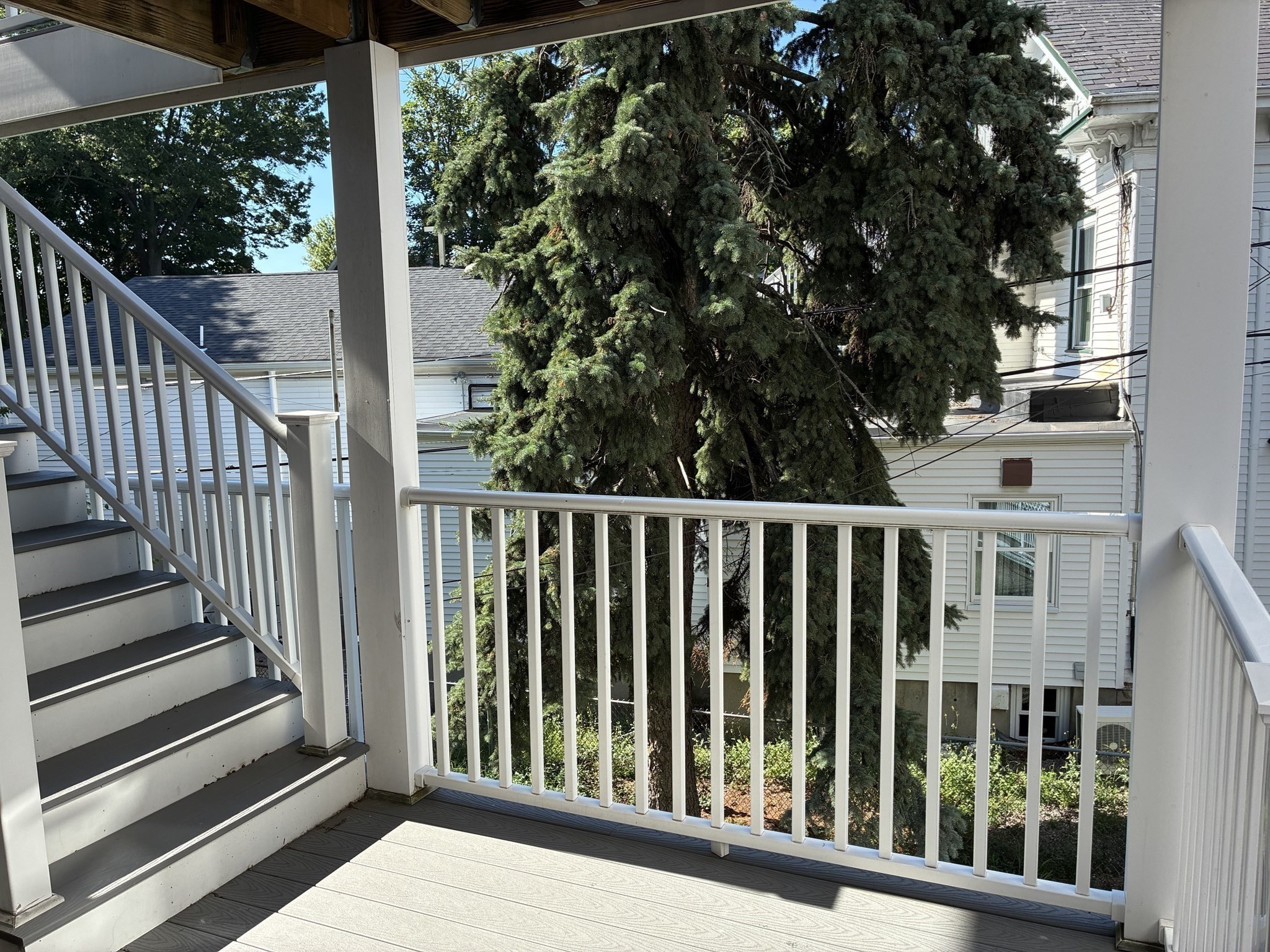 11 Romsey # 2 Property Photo 10