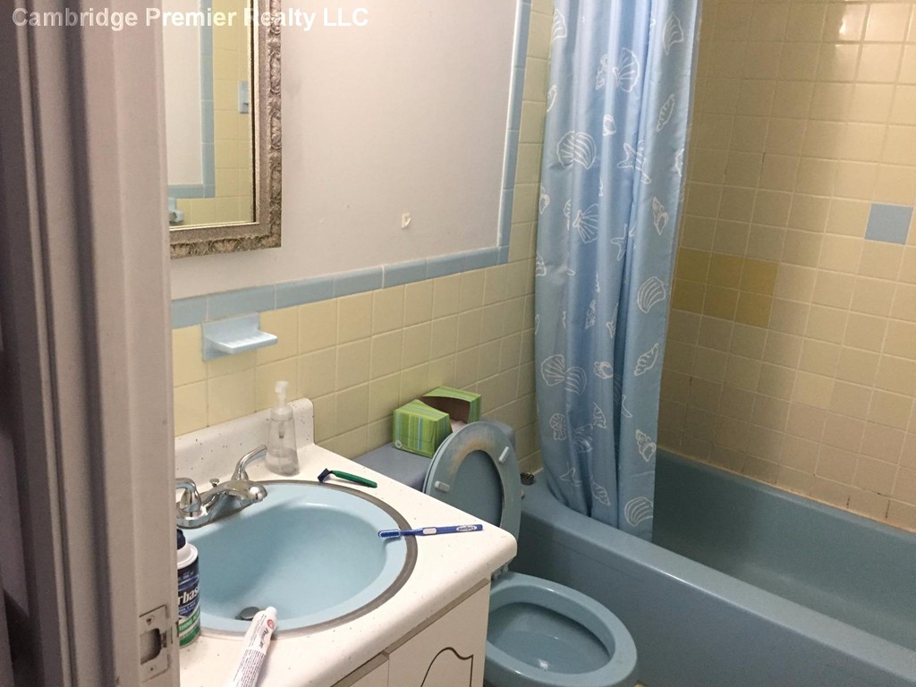 12 Ellery St # 204 Property Photo 4