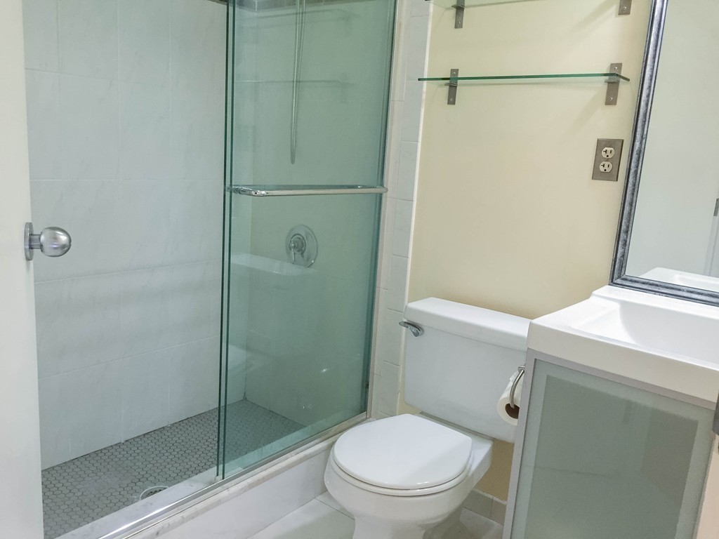 103 Gainsborough St # 204 Property Photo 9