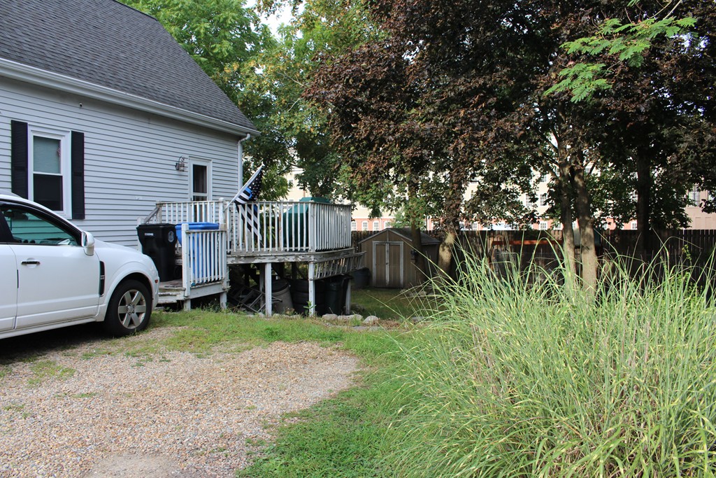 48 Day St. Property Photo 5