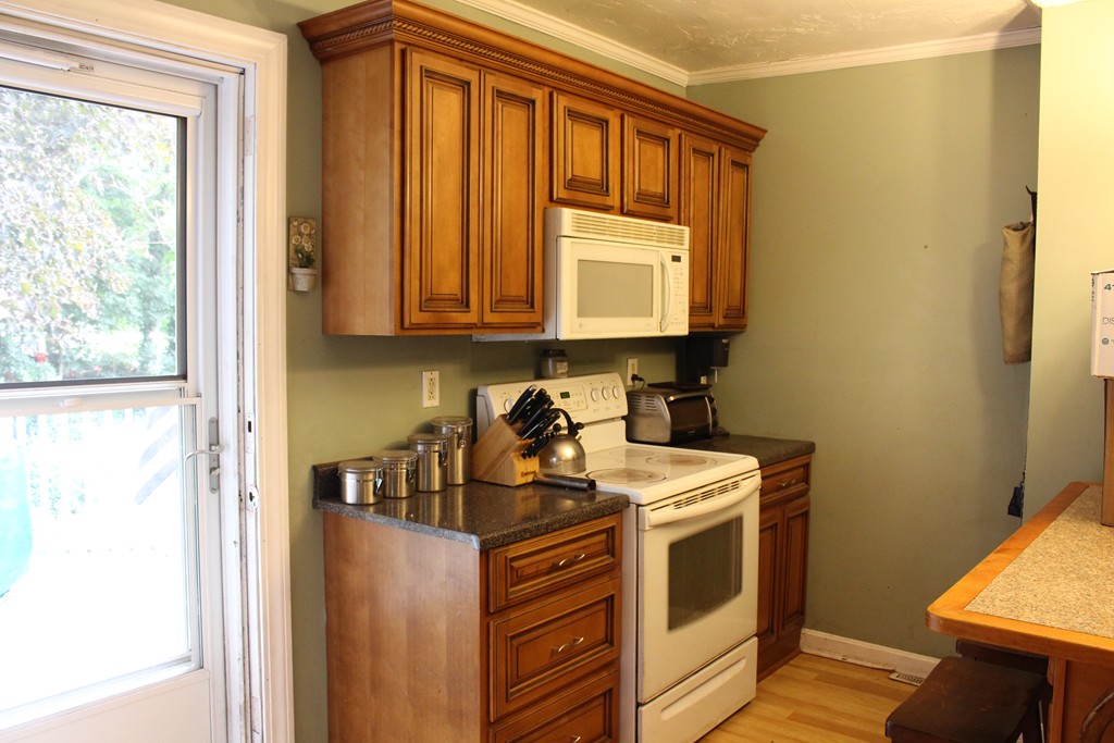 48 Day St. Property Photo 7
