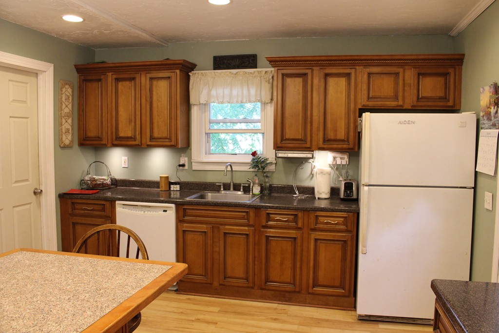 48 Day St. Property Photo 11