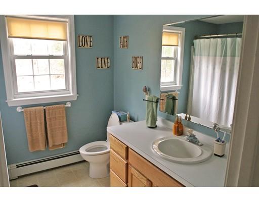 54 Sassacus Rd Property Photo 13