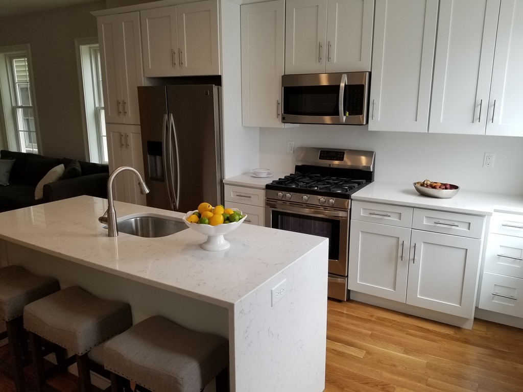 100 Webster St # 1
