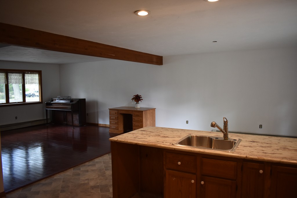 35 Woodland Ave # 35a Property Photo 6