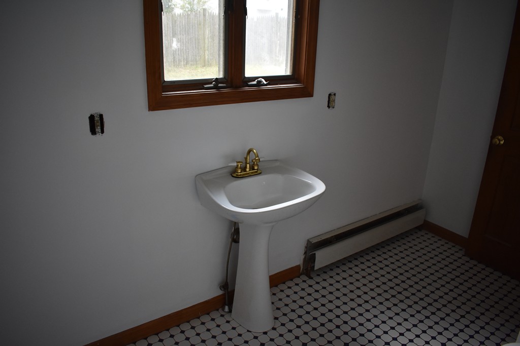 35 Woodland Ave # 35a Property Photo 18