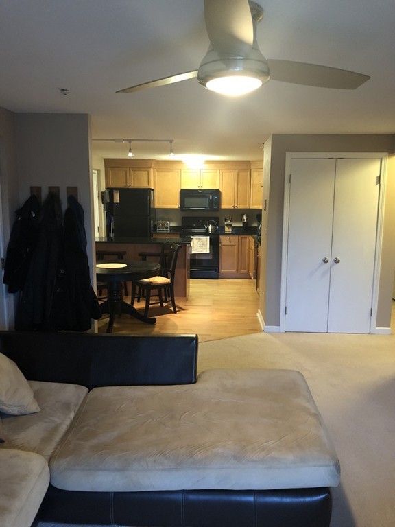 23 Pine St # K Property Photo 7