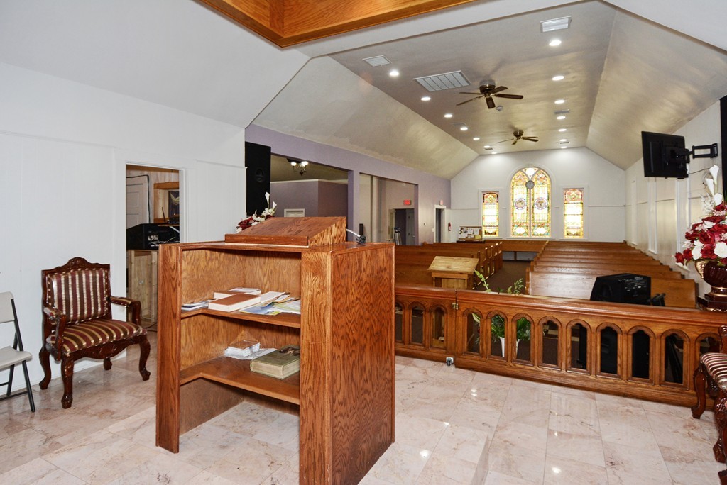 95 Rockland St Property Photo 4