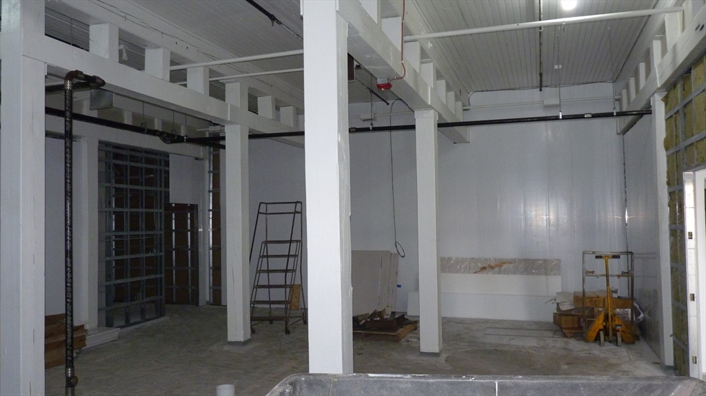 1 Cabot Street Property Photo 3