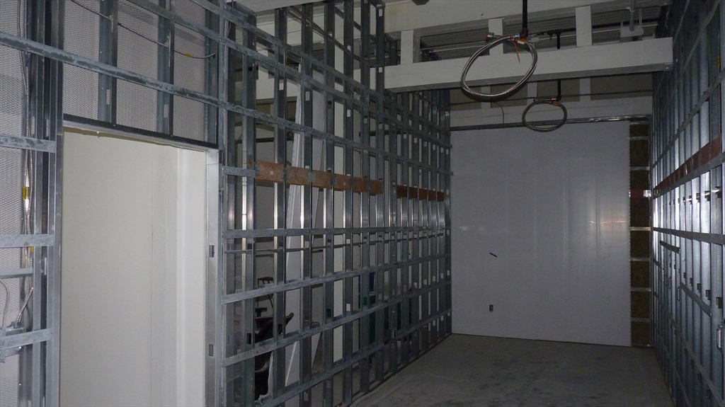 1 Cabot Street Property Photo 4