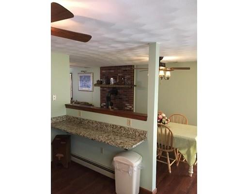 39 Slade Ave Property Photo 9