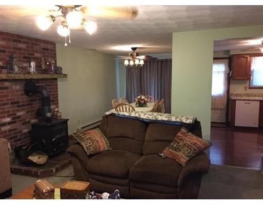 39 Slade Ave Property Photo 12