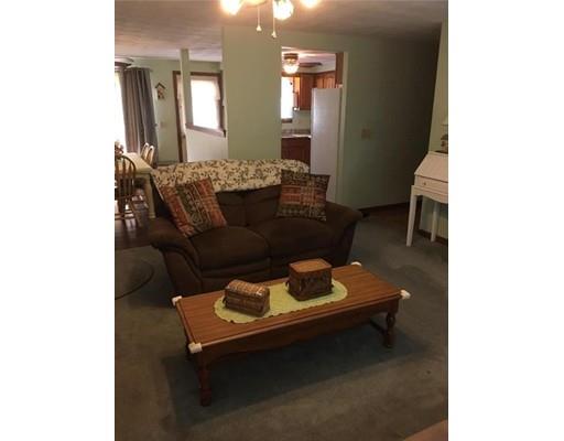 39 Slade Ave Property Photo 13