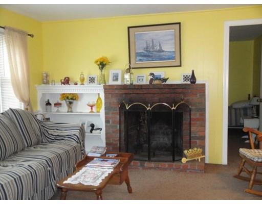 20 Sycamore Ln Property Photo 2
