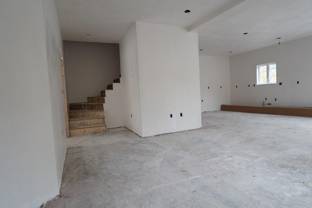 496 Hamilton Street Property Photo 6