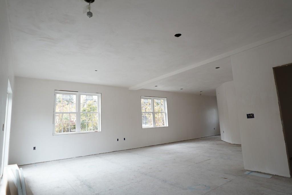 496 Hamilton Street Property Photo 7
