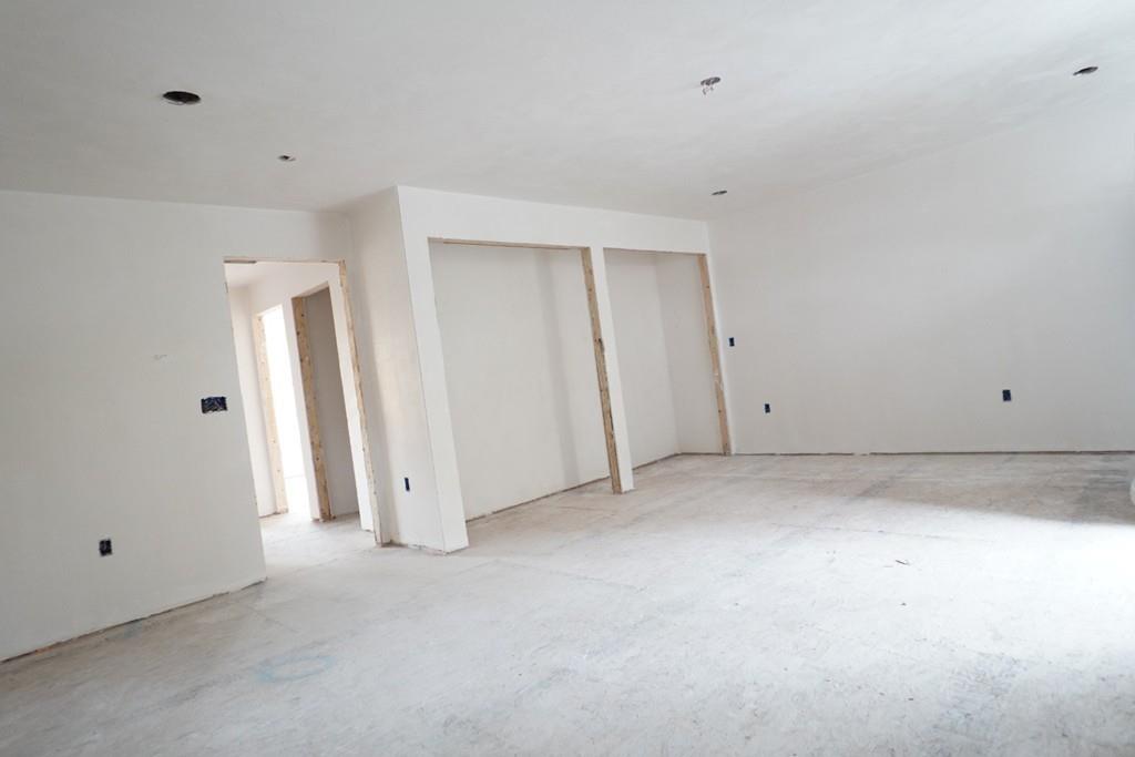 496 Hamilton Street Property Photo 10
