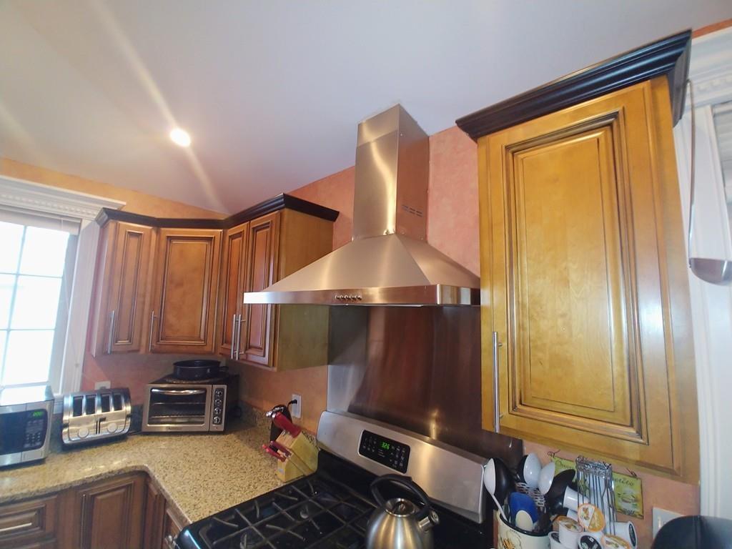 245 Brownell St Property Photo 6