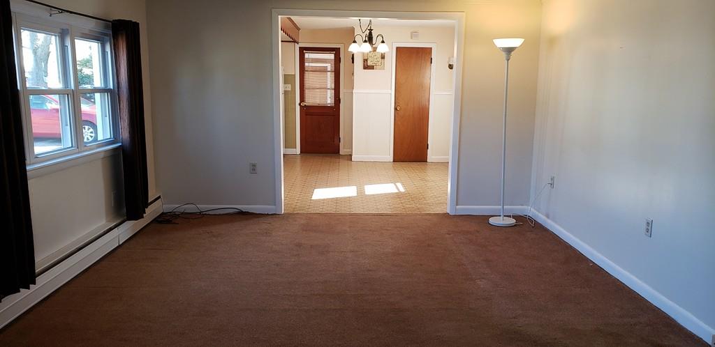40 Valley St Property Photo 8