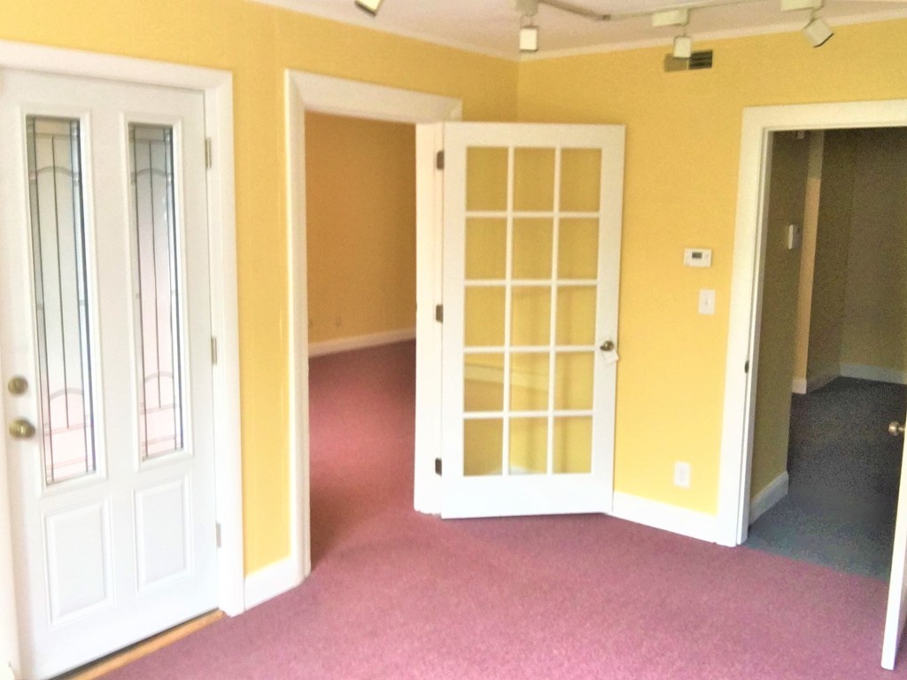 2 Summit Ave # 1 Property Photo 6
