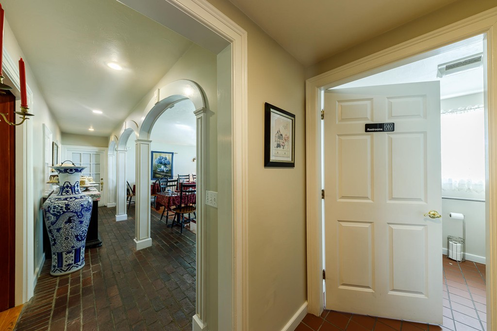 1 Water Street Property Photo 25
