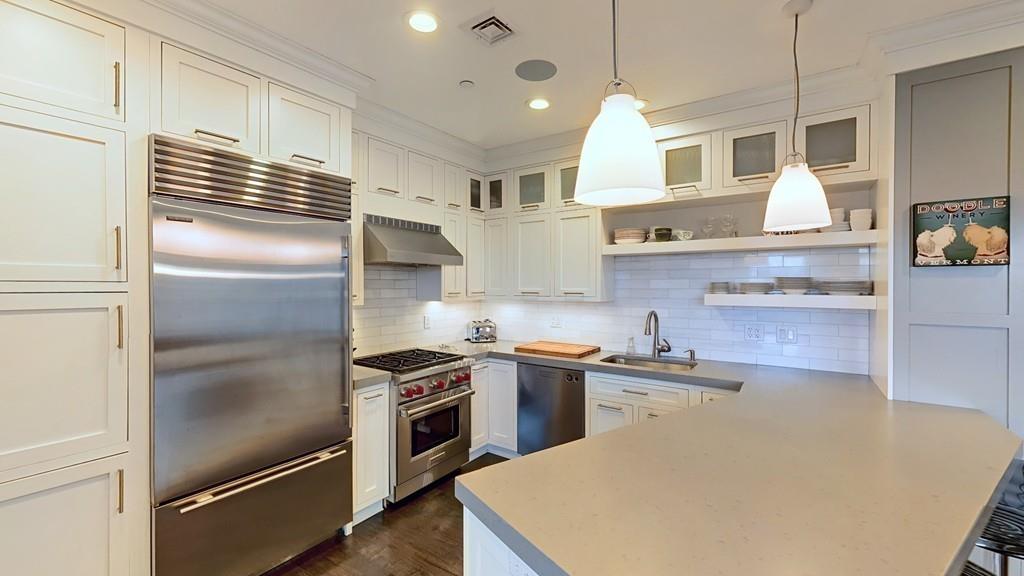 616 East Fourth Street # 404 Property Photo 14