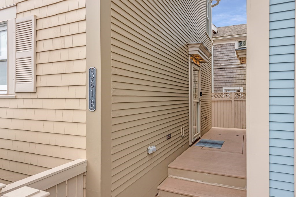 361b Commercial # U3 Property Photo 2