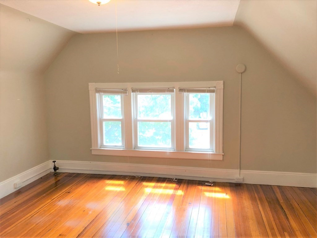 17 Kenwood Terrace # 2 Property Photo 16