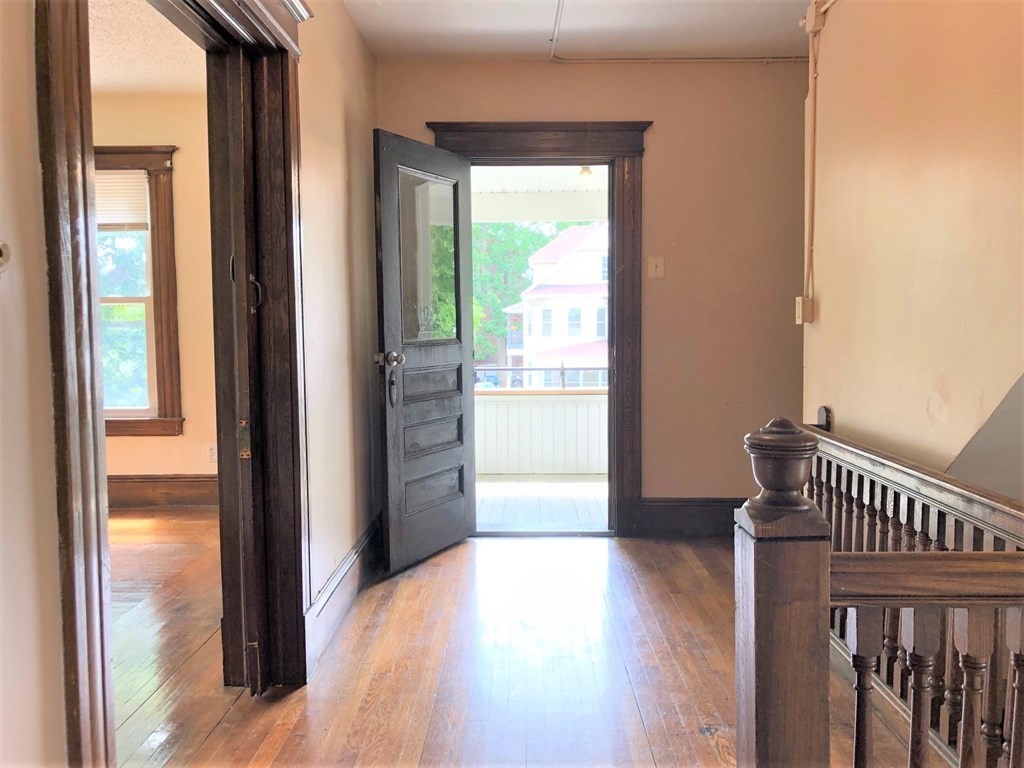 17 Kenwood Terrace # 2 Property Photo 17