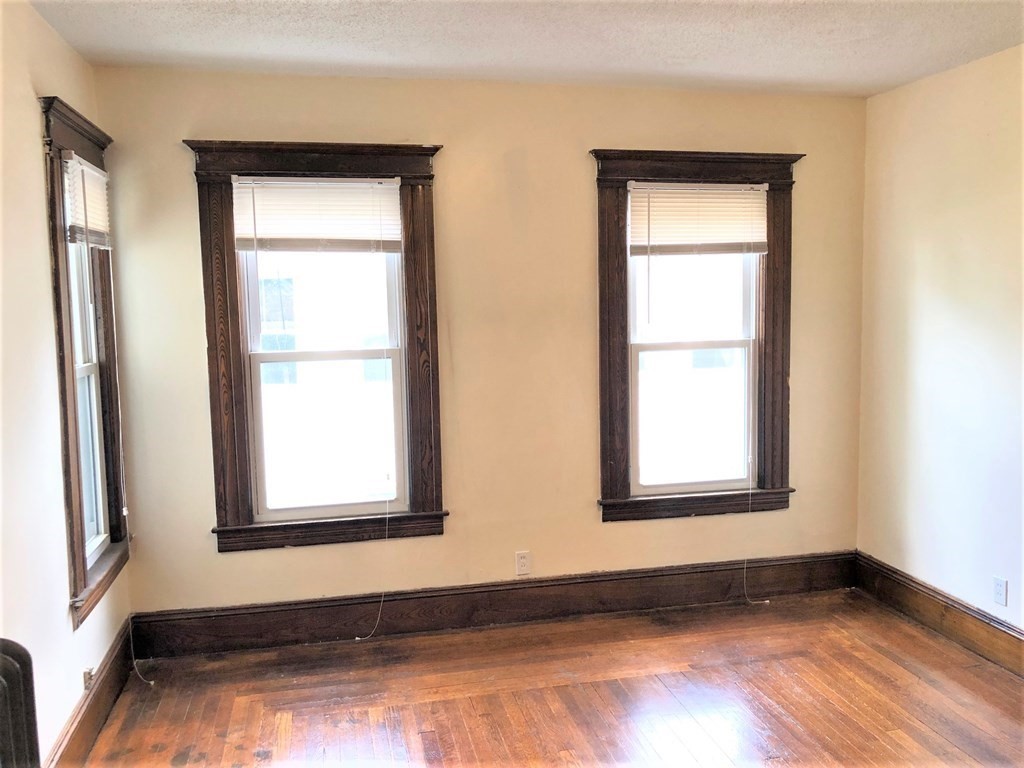 17 Kenwood Terrace # 2 Property Photo 22