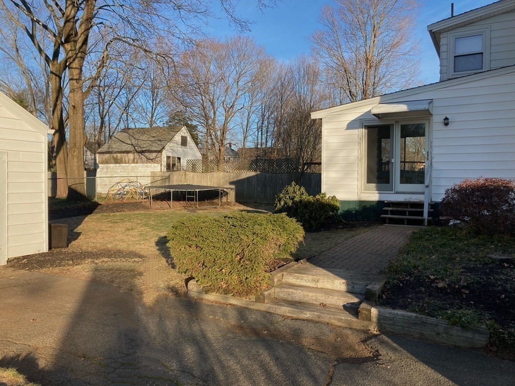 25 Forest Avenue Property Photo 3