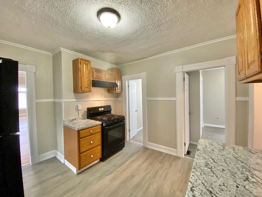 39 Acushnet Avenue Property Photo 3