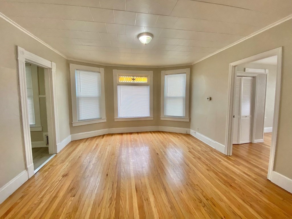 39 Acushnet Avenue Property Photo 6