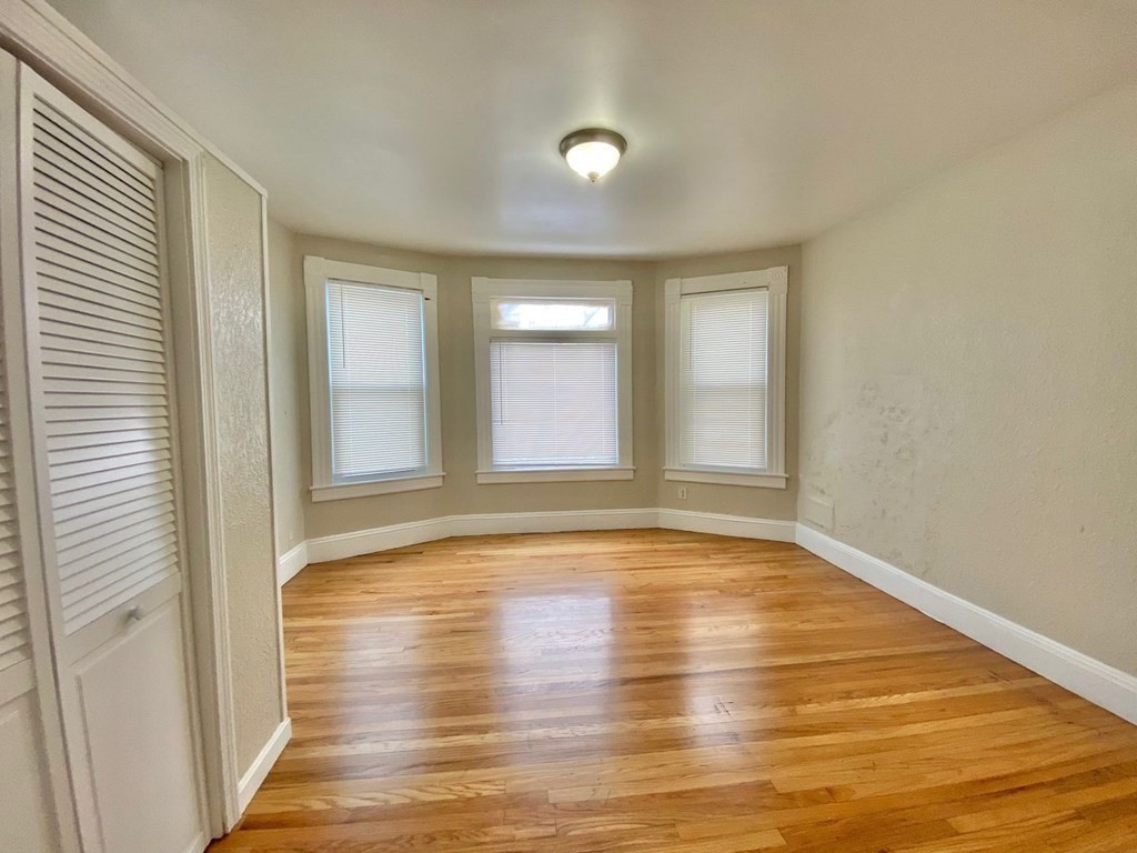 39 Acushnet Avenue Property Photo 9