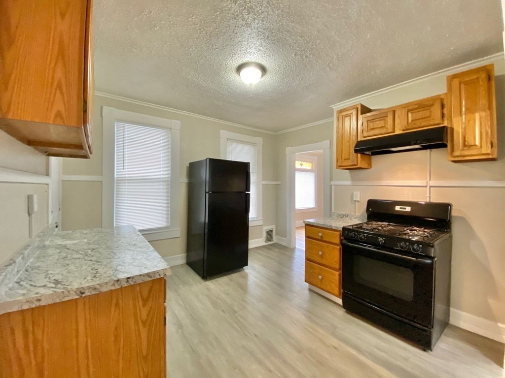 39 Acushnet Avenue Property Photo 15
