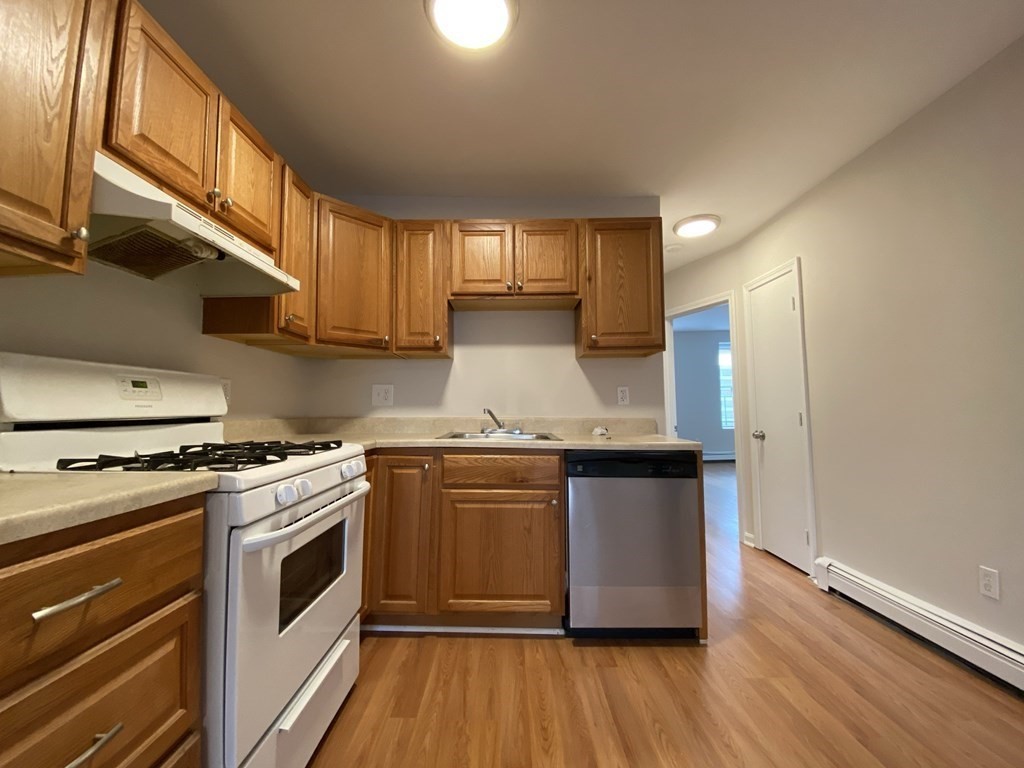 92 Hammond Street # 5 Property Photo 2