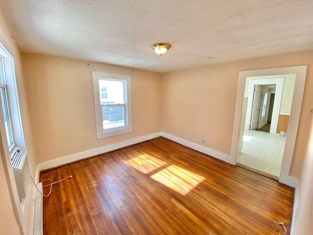 42 Stewart Street # 1 Property Photo 5